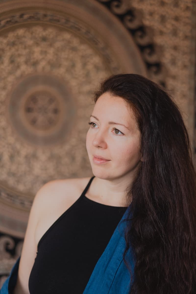 Julia — astrology readings